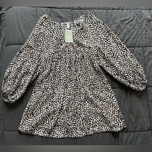 H&M knee length loose fitting dress